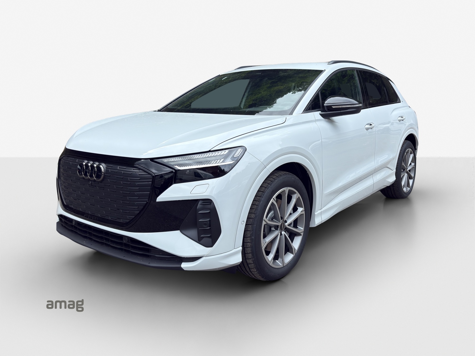 AUDI Q4 e-tron 45 Edition Swiss Ski quattro-image-0
