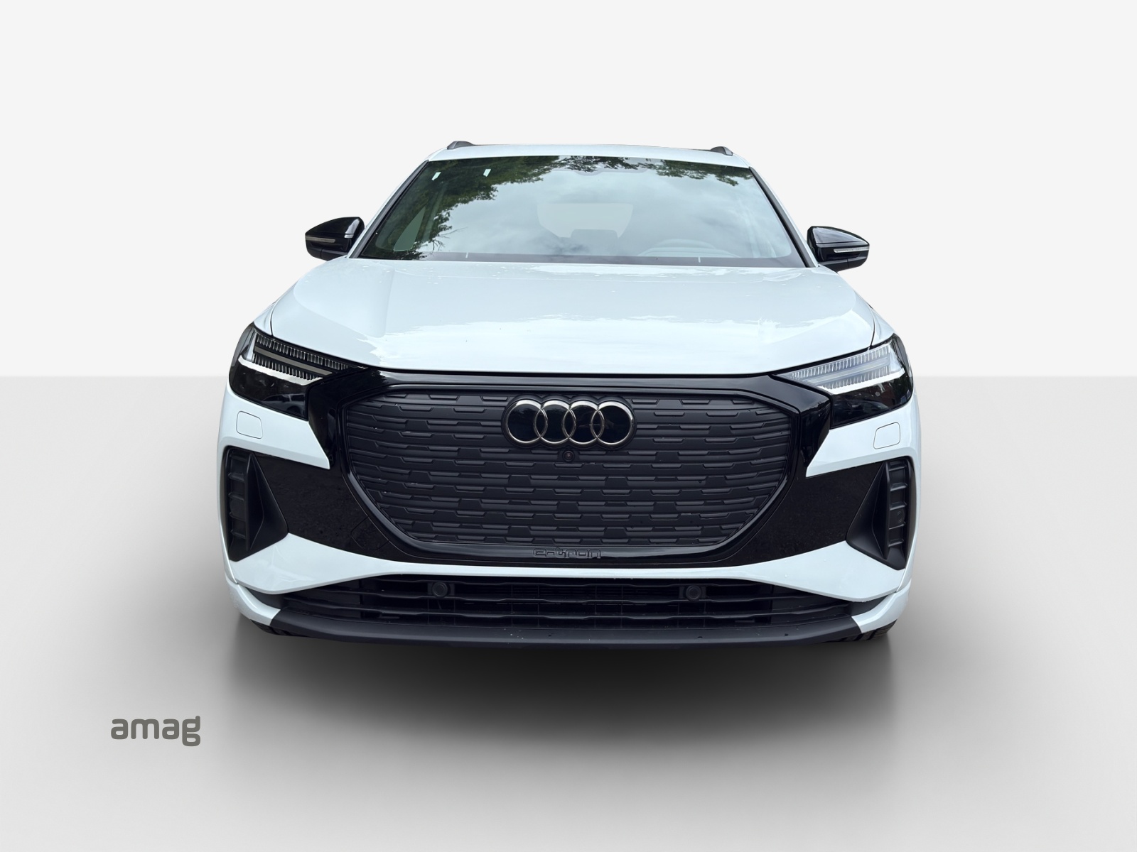 AUDI Q4 e-tron 45 Edition Swiss Ski quattro-image-6