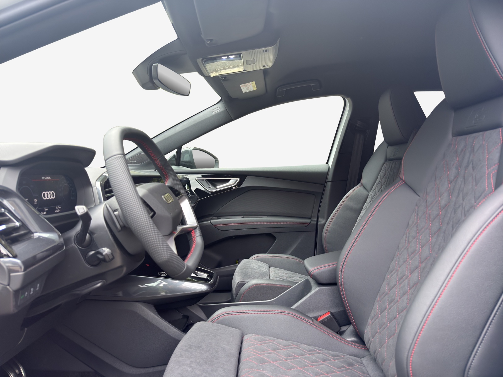 AUDI Q4 e-tron 45 Edition Swiss Ski quattro-image-7