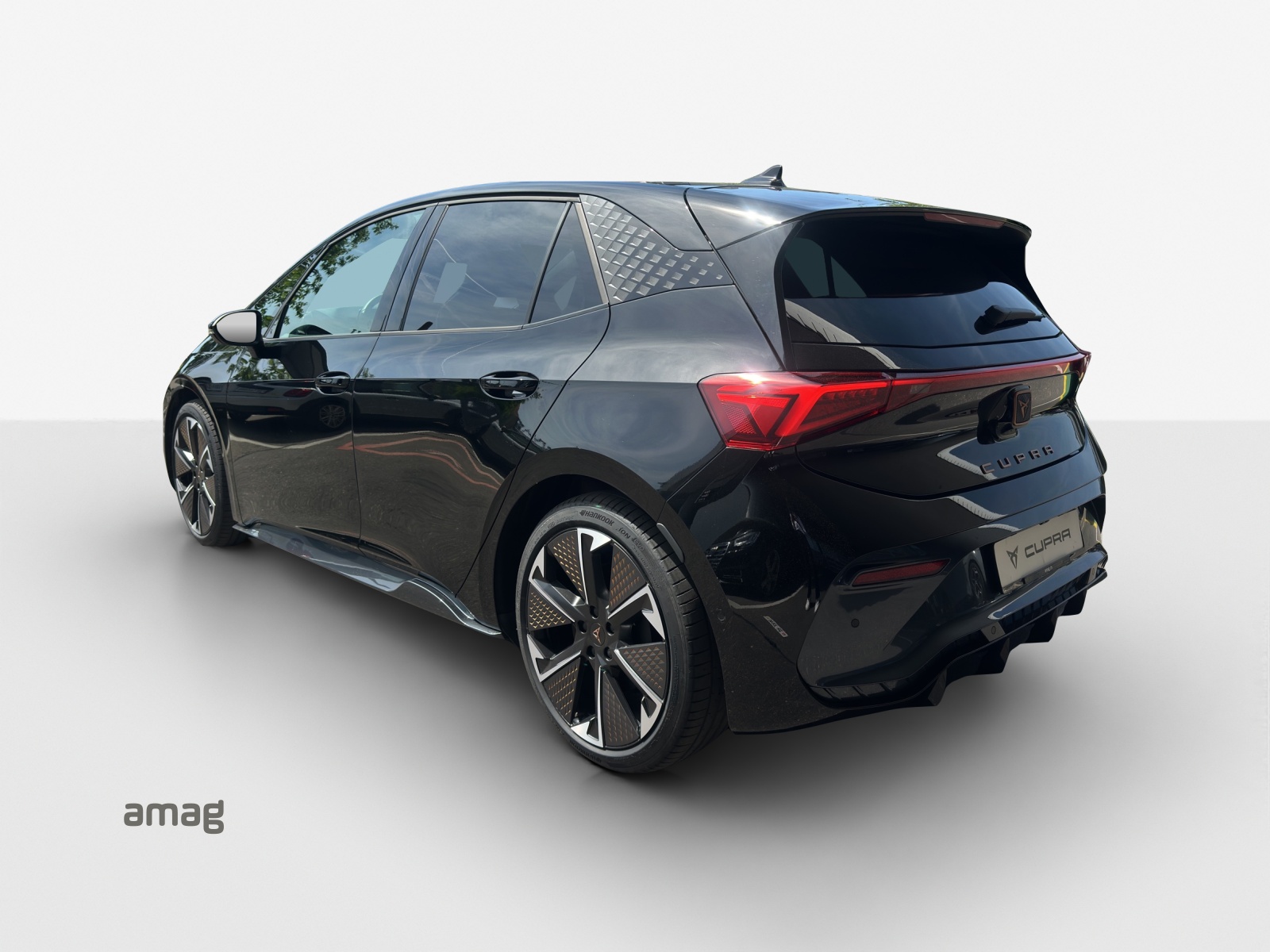 CUPRA Born 79 kWh e-Boost Adrenaline-image-3