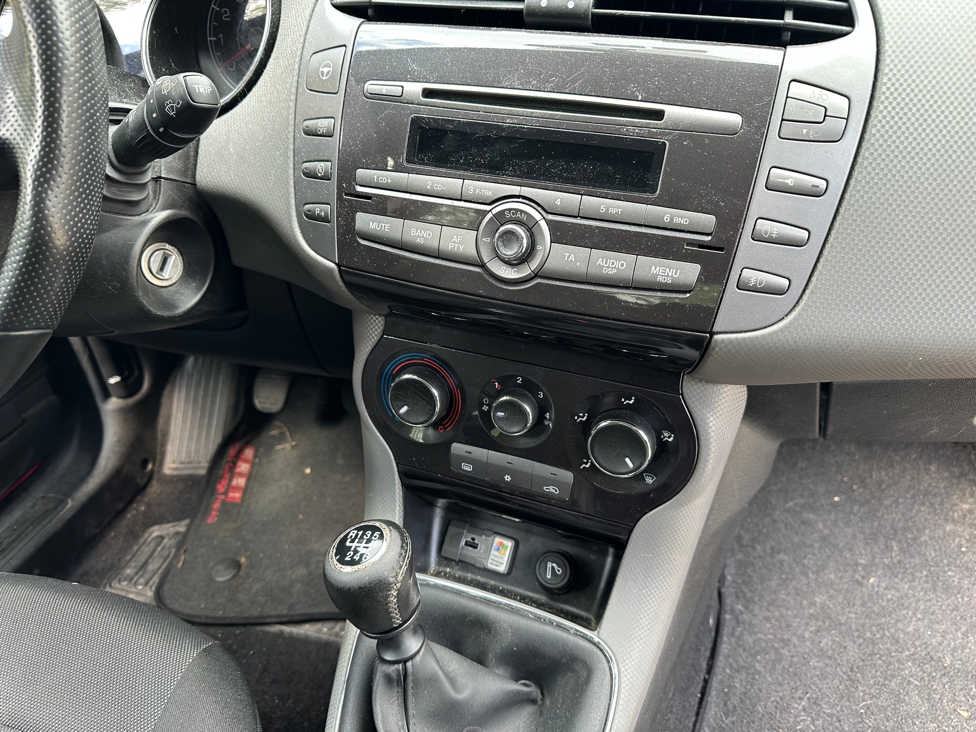 FIAT Bravo 1.4 16V Turbo Dynamic FIXPREIS-image-18