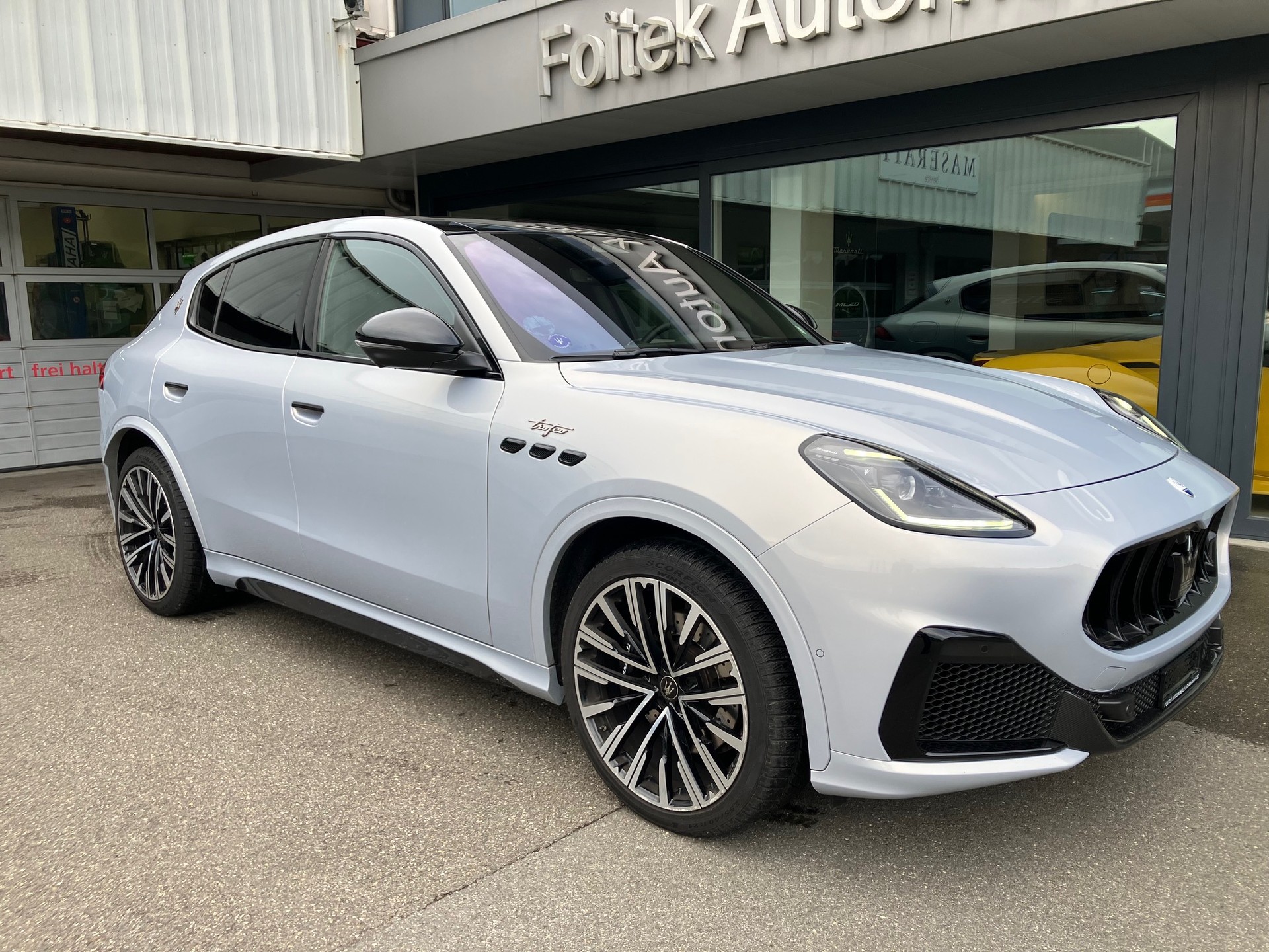 MASERATI Grecale 3.0 Trofeo-image-2