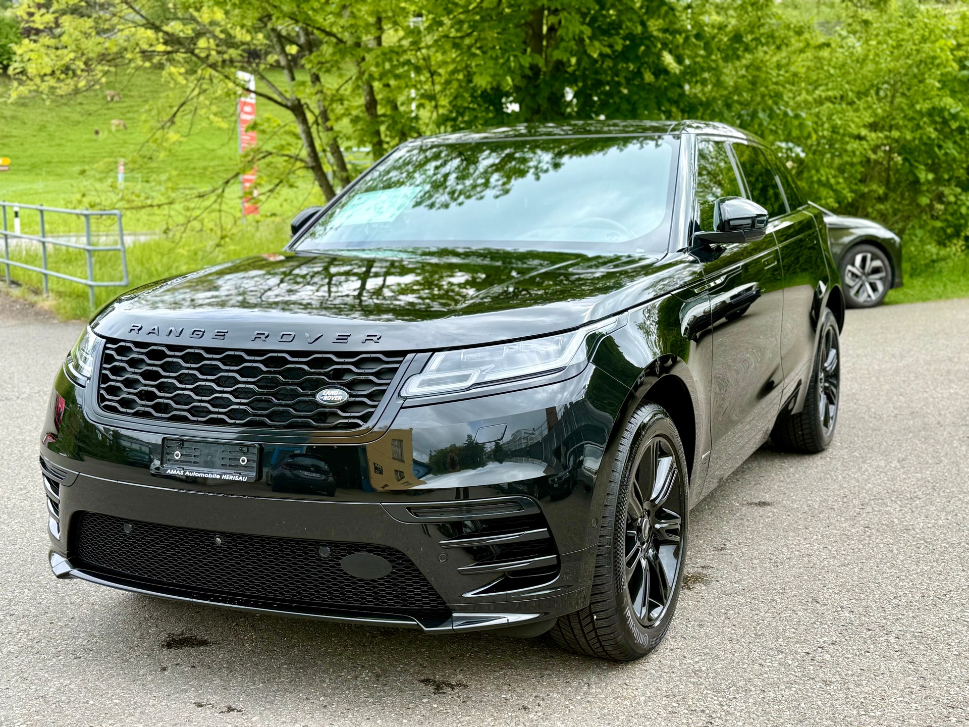 LAND ROVER Range Rover Velar R-Dynamic P 250 HSE Automatic-image-3