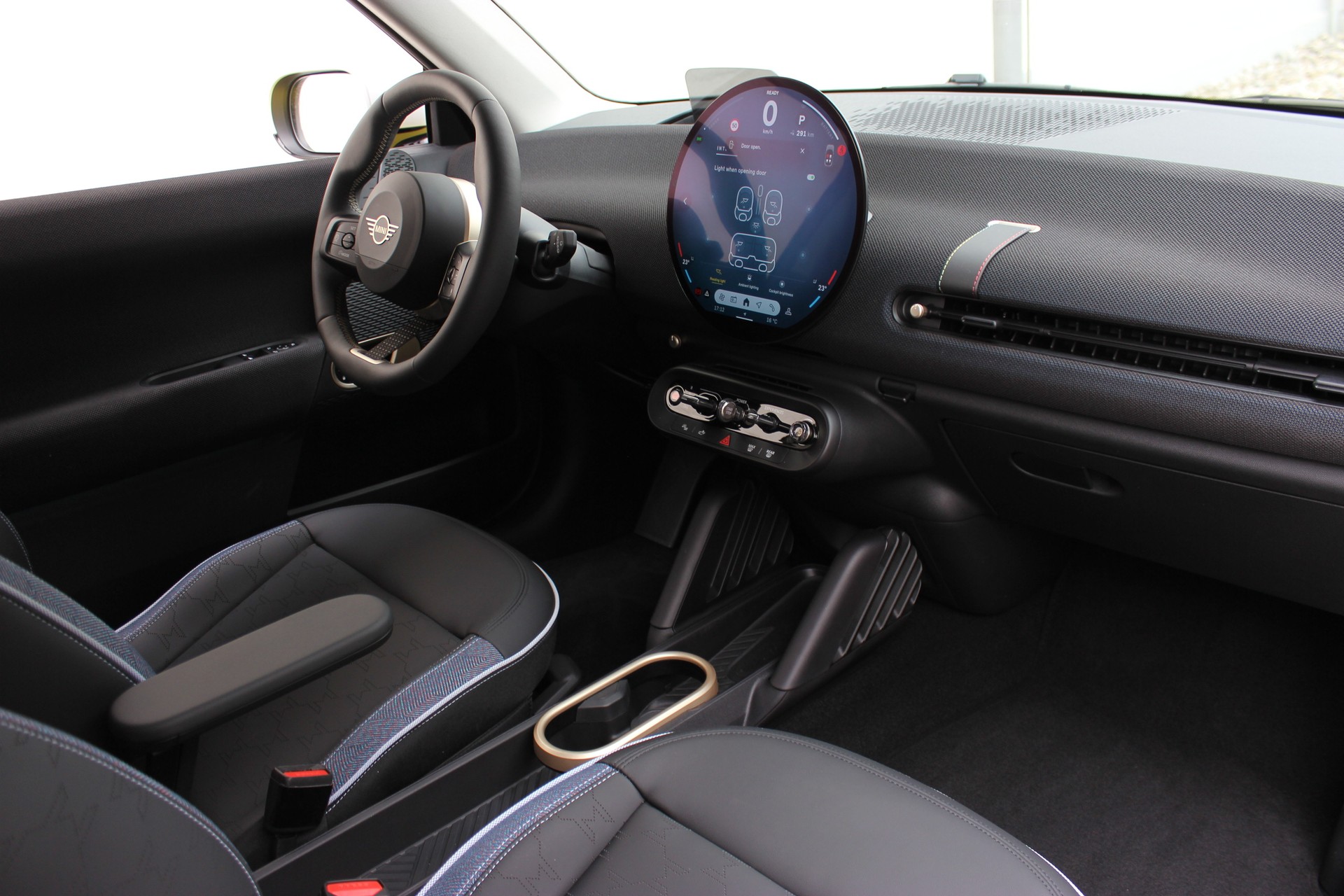 MINI Cooper SE *0.9%-LEASINGAKTION*-image-1