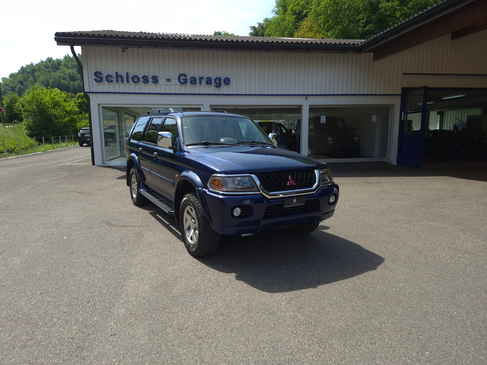 MITSUBISHI Pajero Sport 3.0 GLS Edition-image-1