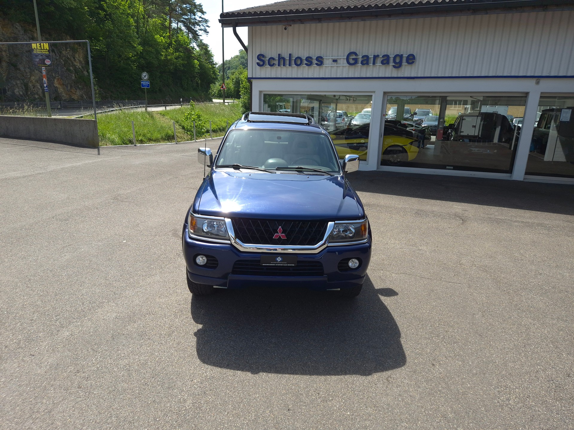 MITSUBISHI Pajero Sport 3.0 GLS Edition-image-2