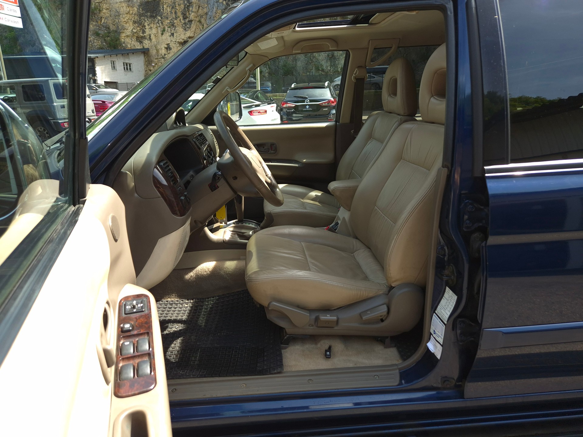 MITSUBISHI Pajero Sport 3.0 GLS Edition-image-15