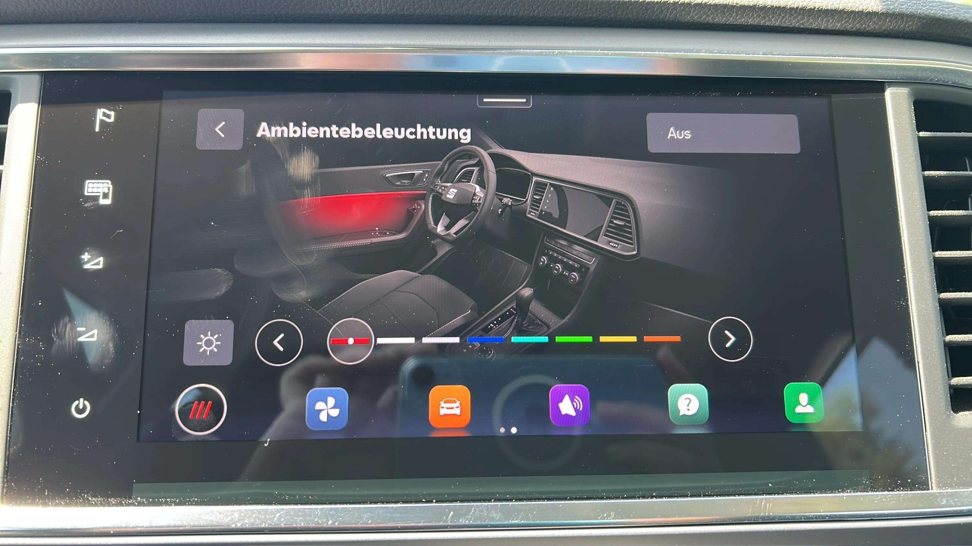 SEAT Ateca 1.5 TSI EVO DSG FR mit AHK & Rückfahrkamera + Werksgarantie-image-18