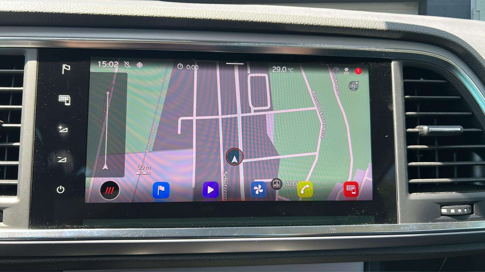 SEAT Ateca 1.5 TSI EVO DSG FR mit AHK & Rückfahrkamera + Werksgarantie-image-20