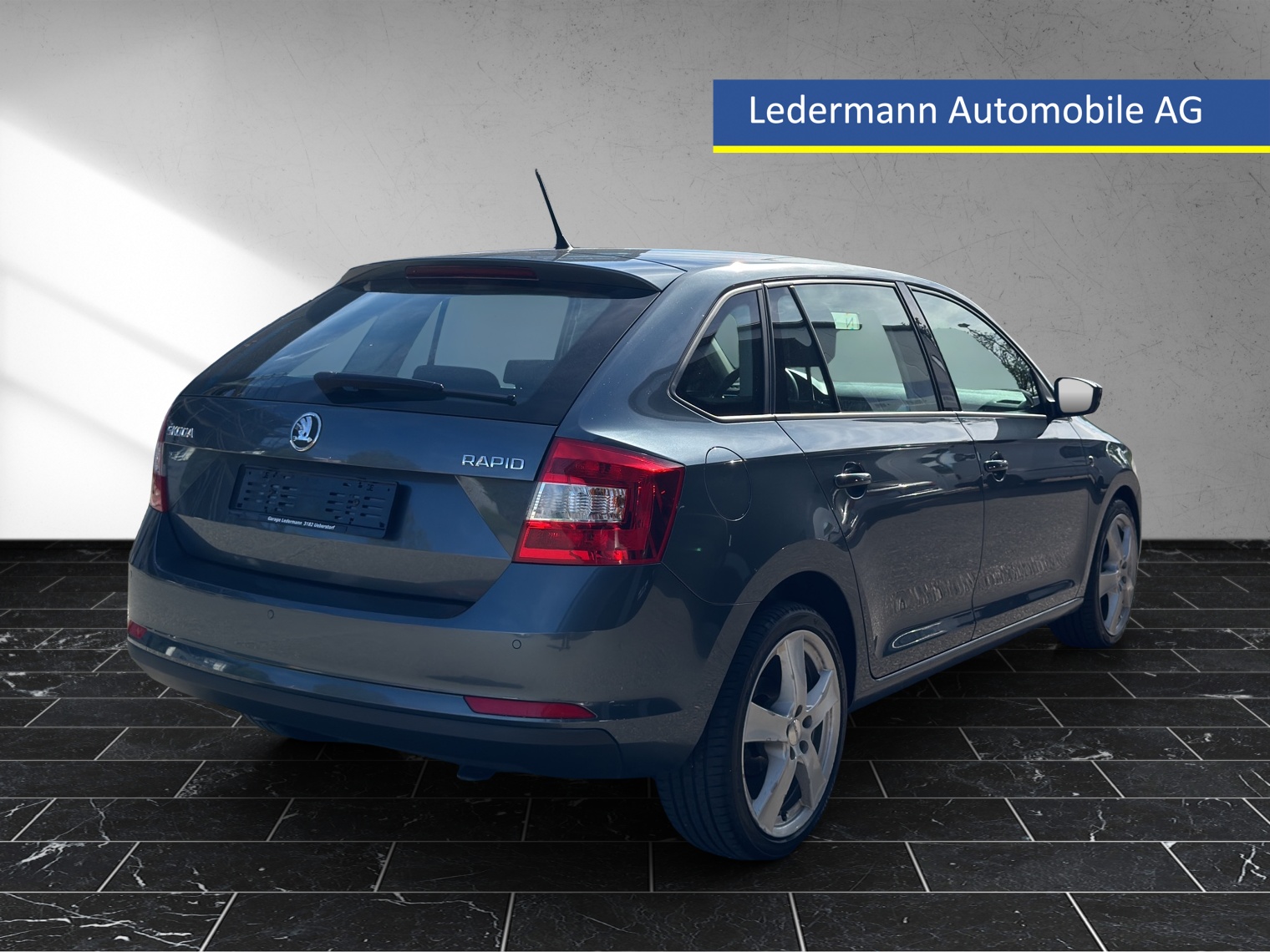 SKODA Rapid Spaceback 1.4 TSI Ambition DSG-image-4