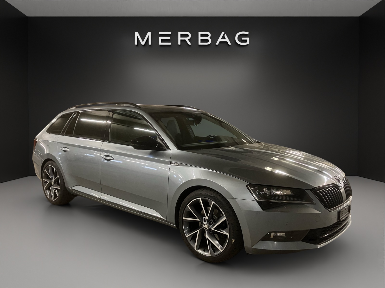 SKODA Superb Combi 2.0 TDi Sport Line 4x4 DSG