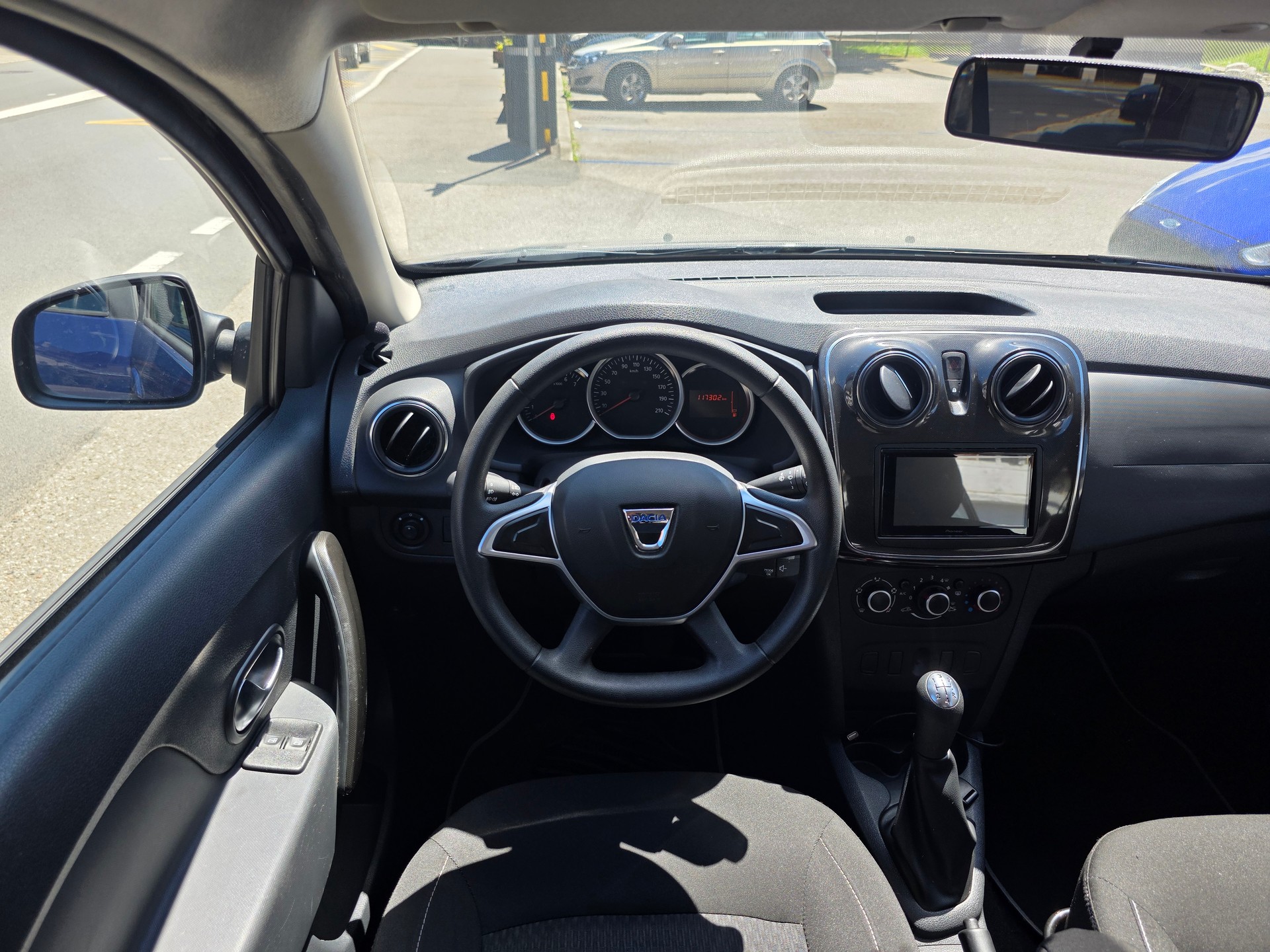 DACIA Sandero 1.0 Ambiance-image-7