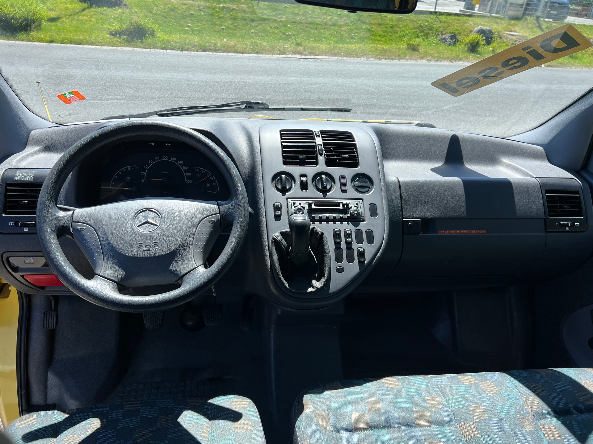 MERCEDES-BENZ Vito 110CDI-image-13