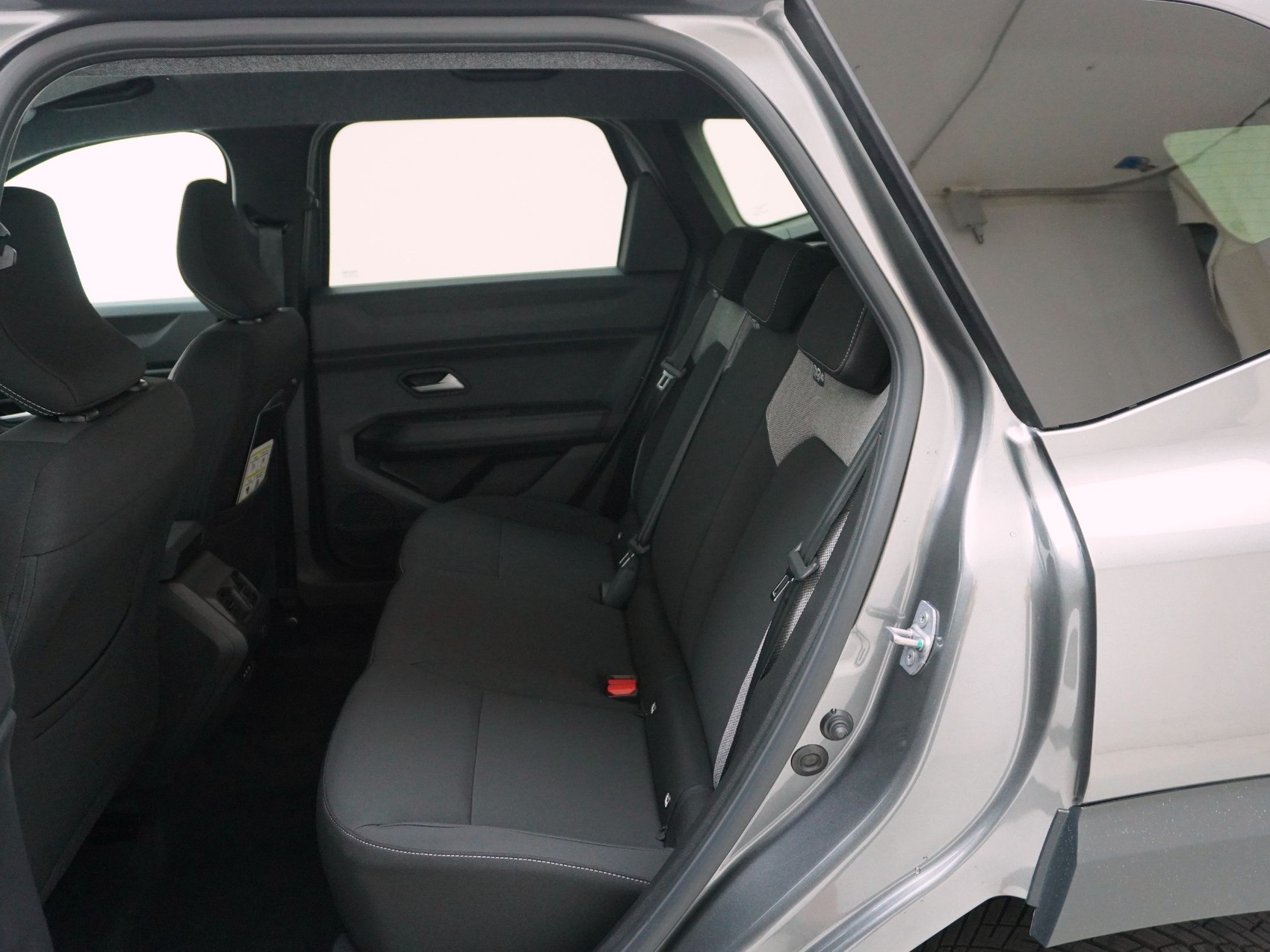 DACIA Bigster 1.2 Hybrid-G Journey 4x4-image-15