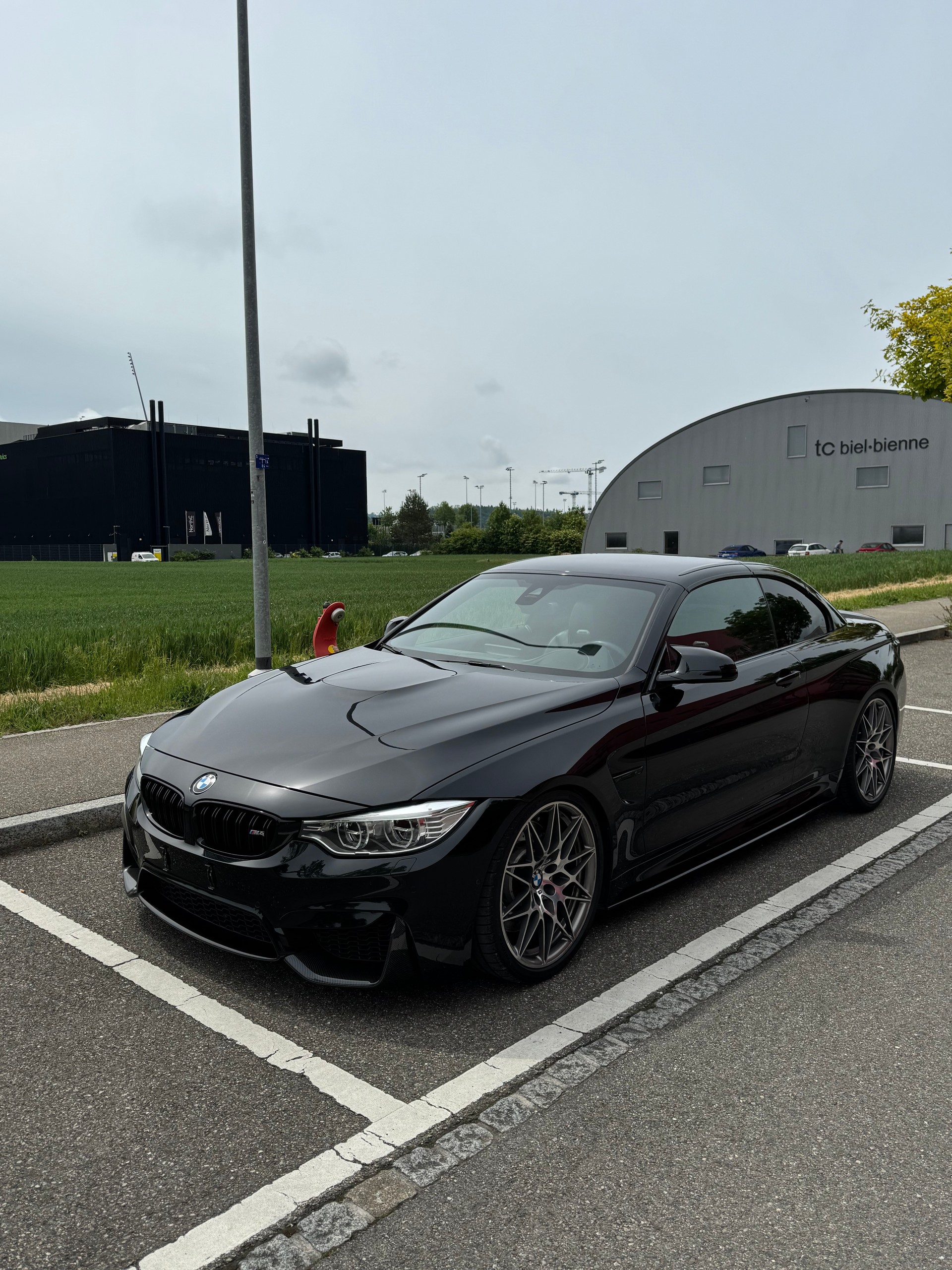 BMW M4 Cabriolet Competition-image-0