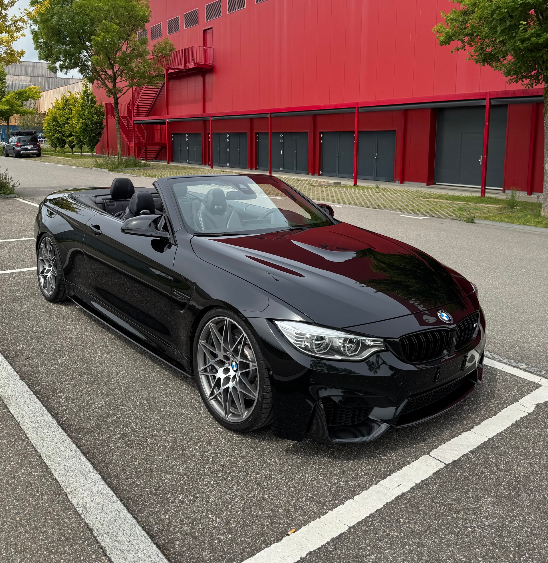 BMW M4 Cabriolet Competition-image-4