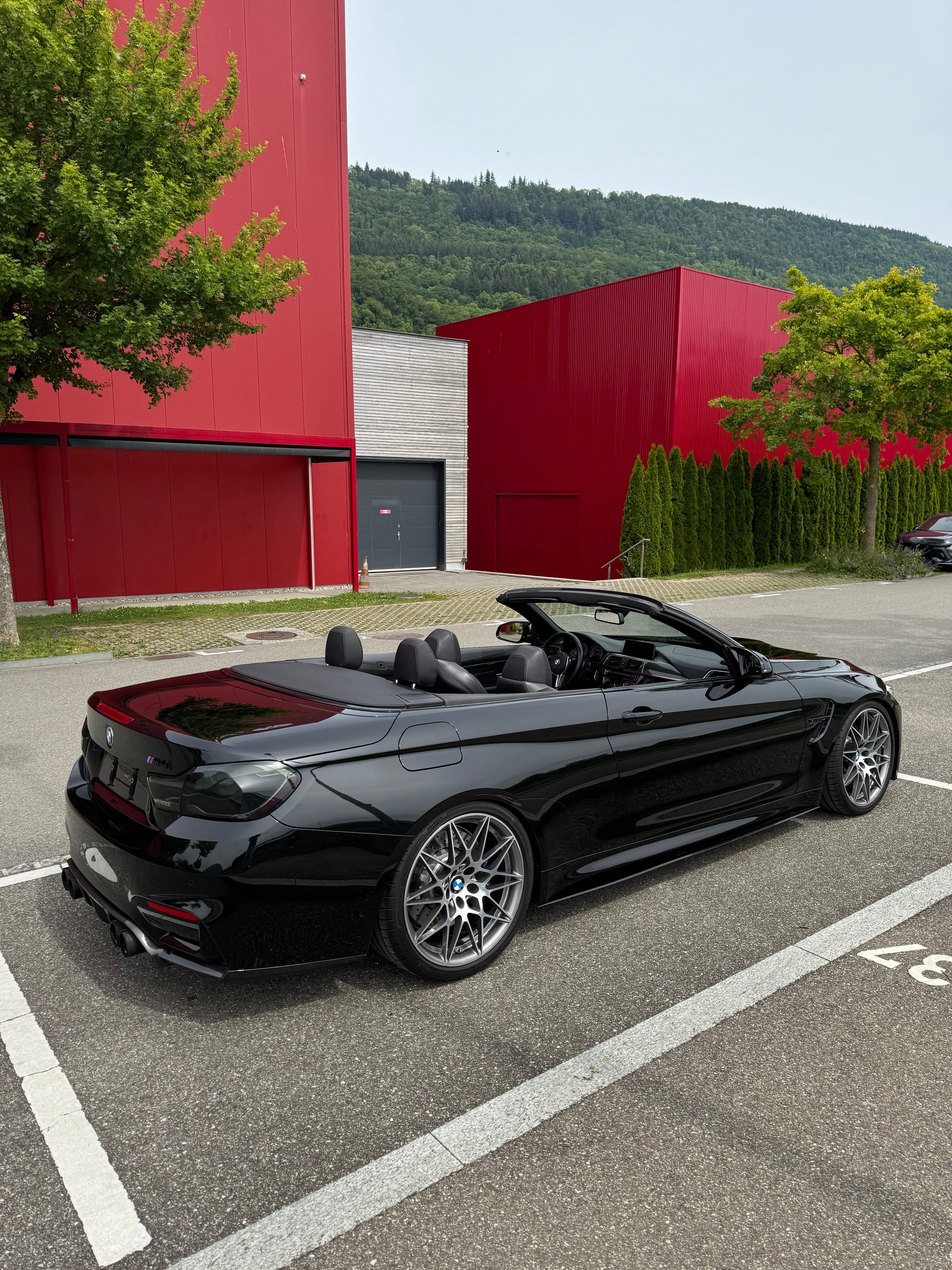 BMW M4 Cabriolet Competition-image-5