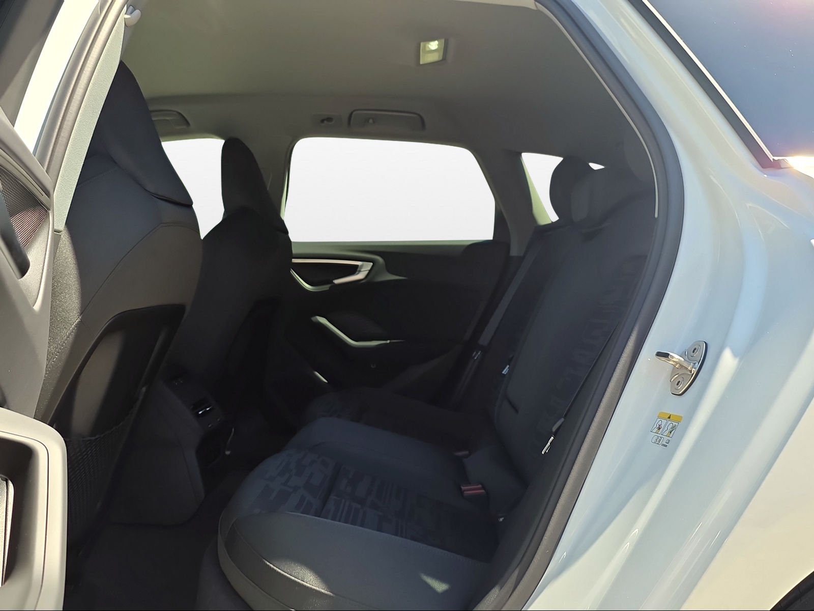 AUDI A5 Avant TDI quattro 150 kW Attraction S tronic-image-10