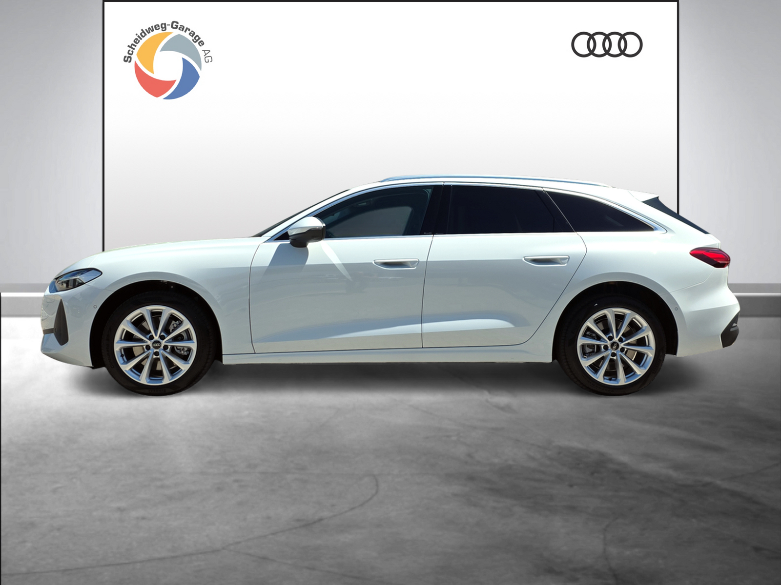 AUDI A5 Avant TDI quattro 150 kW Attraction S tronic-image-2