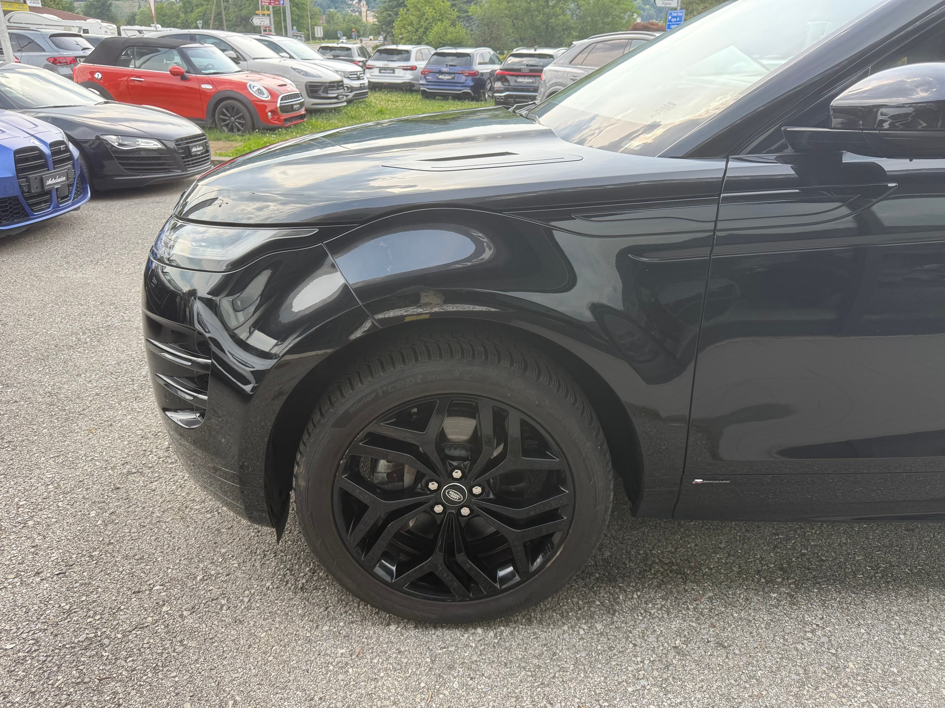 LAND ROVER Range Rover Evoque R-Dynamic D 180 AT9-image-18
