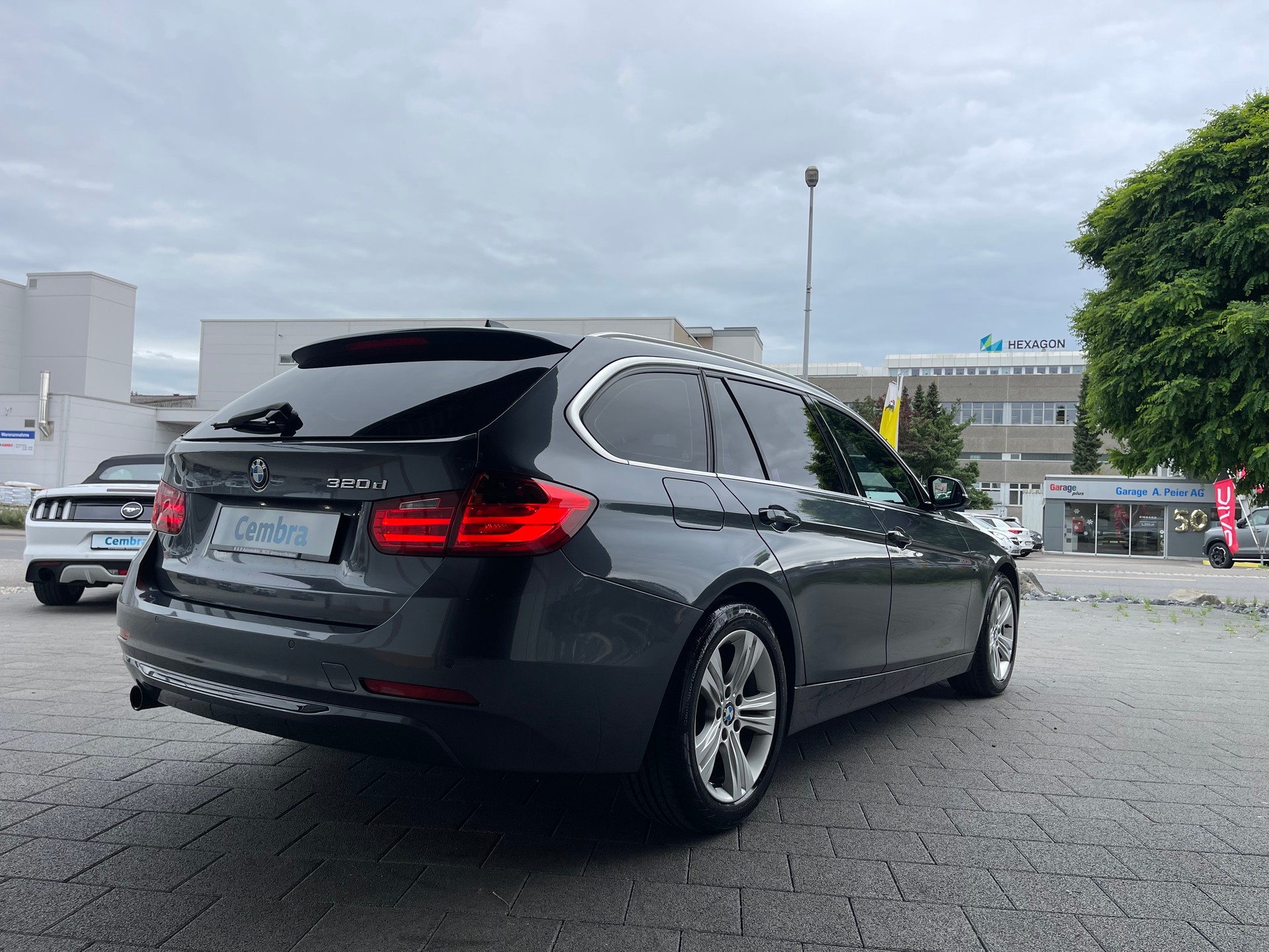 BMW 320d Touring Sport Line Steptronic-image-6