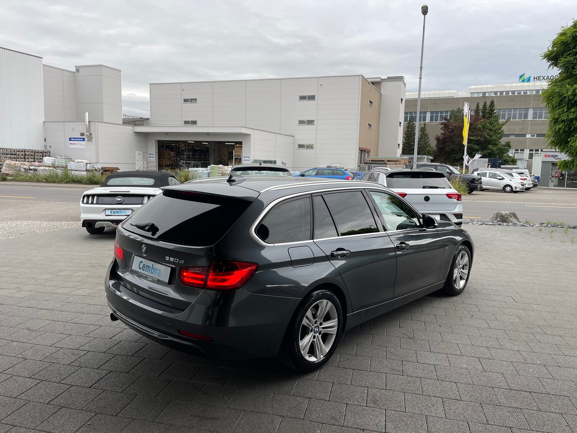 BMW 320d Touring Sport Line Steptronic-image-7