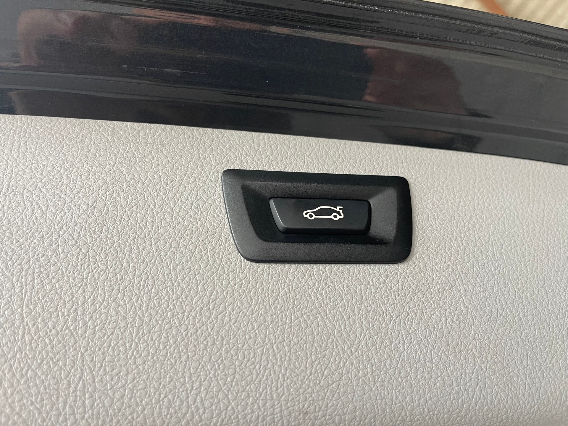 BMW 320d Touring Sport Line Steptronic-image-14