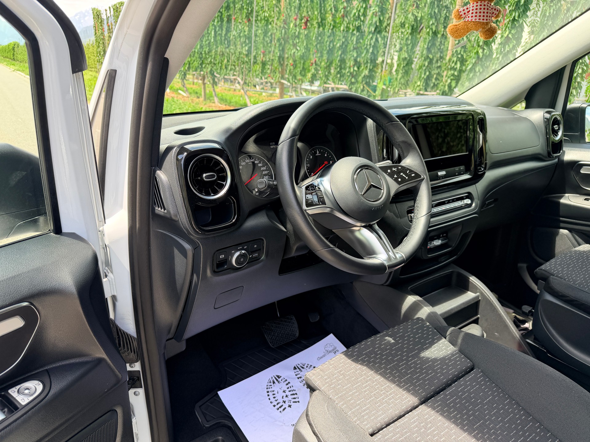 MERCEDES-BENZ Vito 116 CDI Lang Select Tourer 4Matic 9G-Tronic-image-12