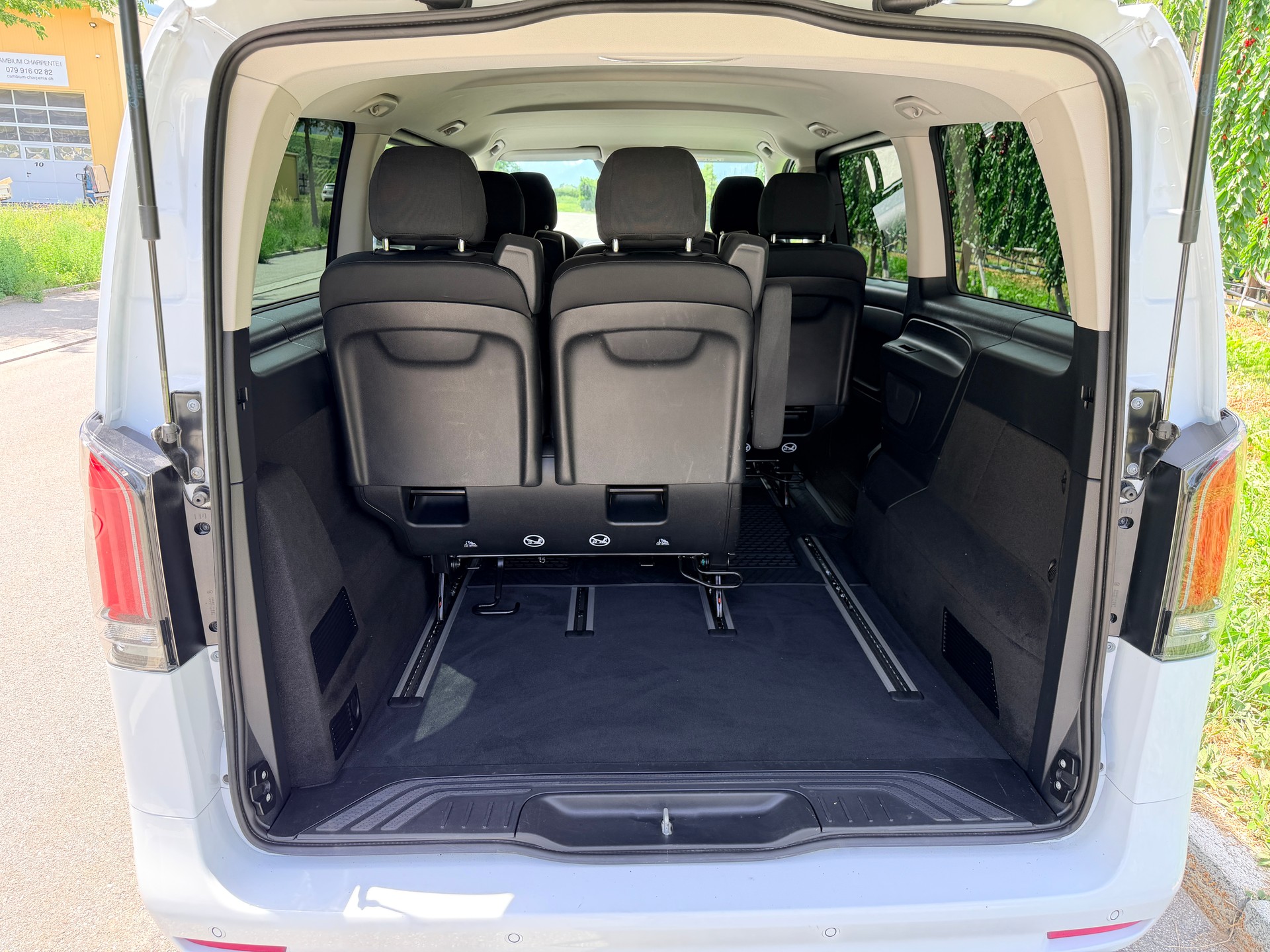 MERCEDES-BENZ Vito 116 CDI Lang Select Tourer 4Matic 9G-Tronic-image-7