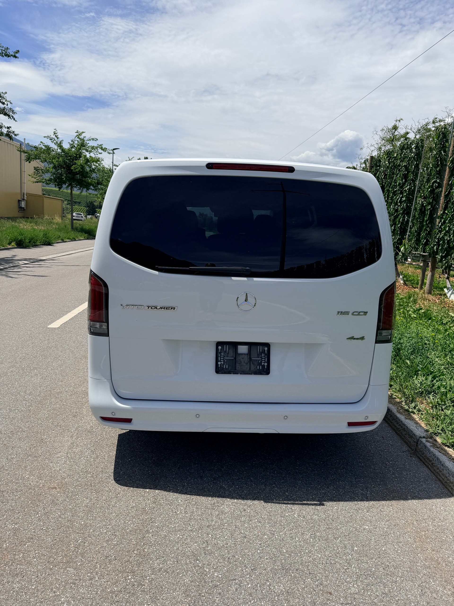 MERCEDES-BENZ Vito 116 CDI Lang Select Tourer 4Matic 9G-Tronic-image-5