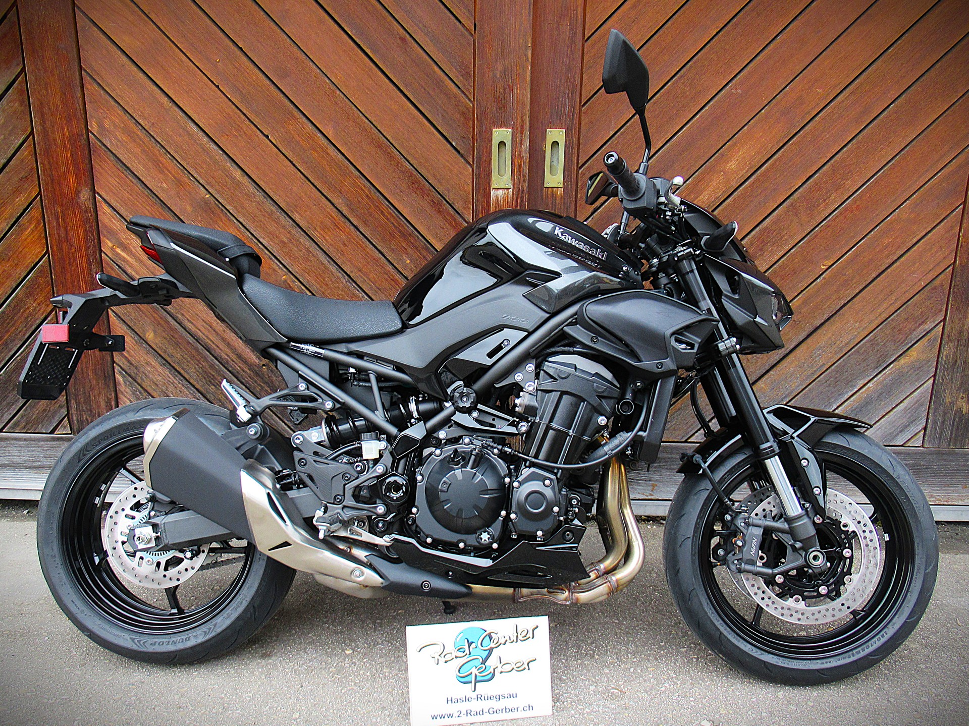 KAWASAKI Z 900 (35kW)-showroom-element-2