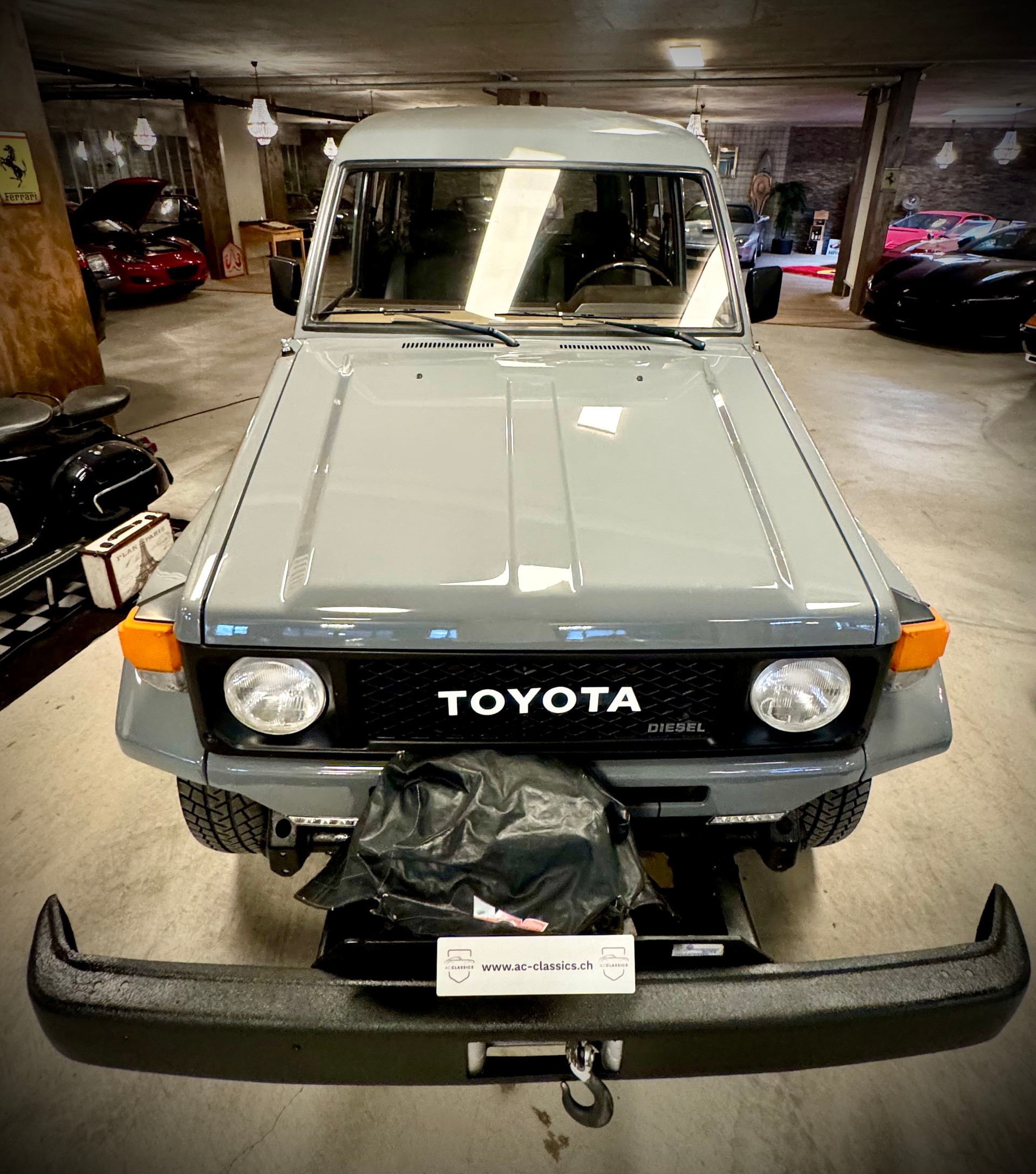 TOYOTA BJ 75 frisch restauriert-image-3