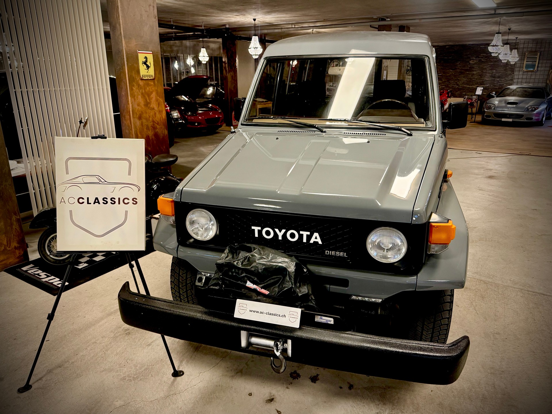 TOYOTA BJ 75 frisch restauriert-image-1