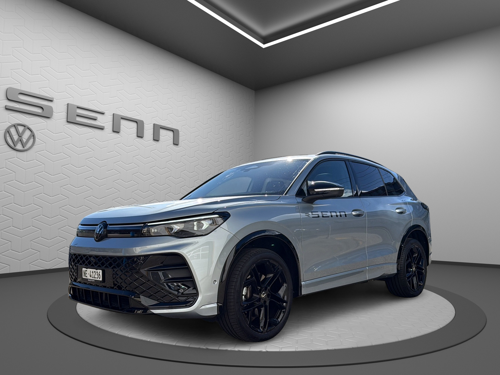 VW Tiguan 2.0 TSI DSG R-Line 4Motion-image-0