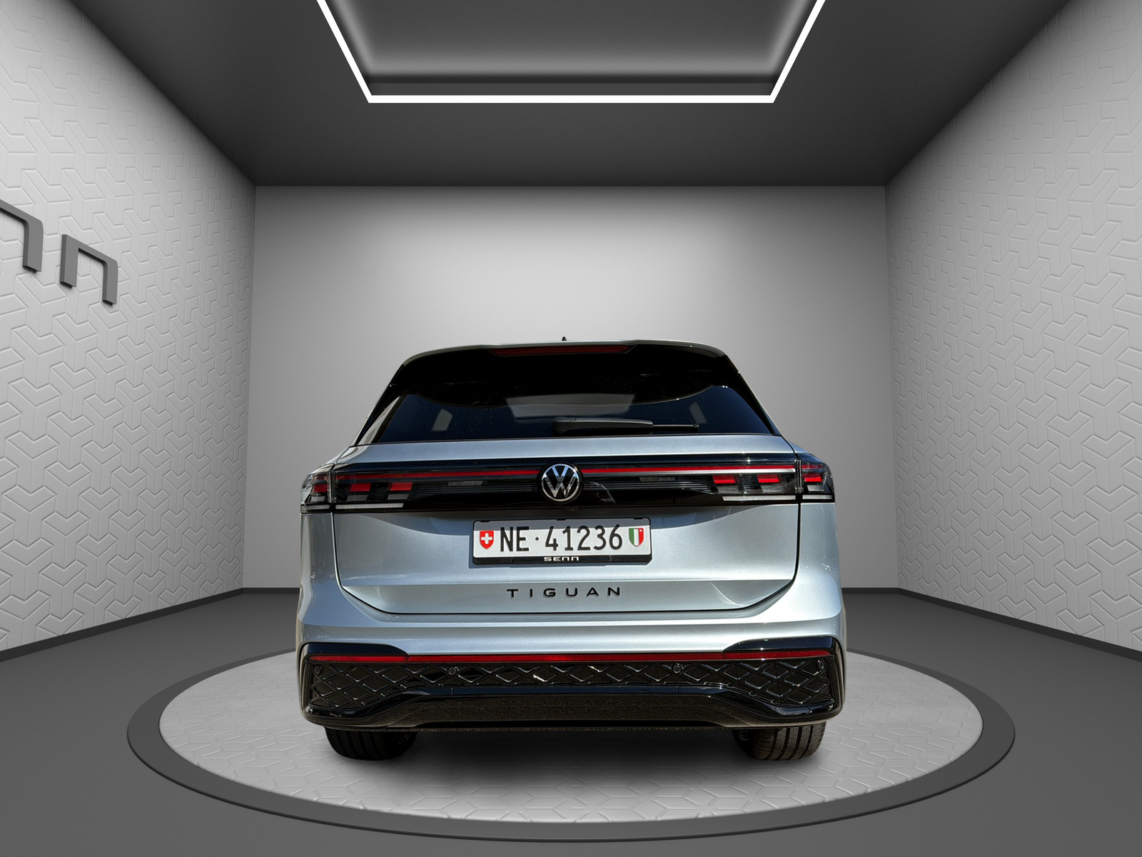 VW Tiguan 2.0 TSI DSG R-Line 4Motion-image-4