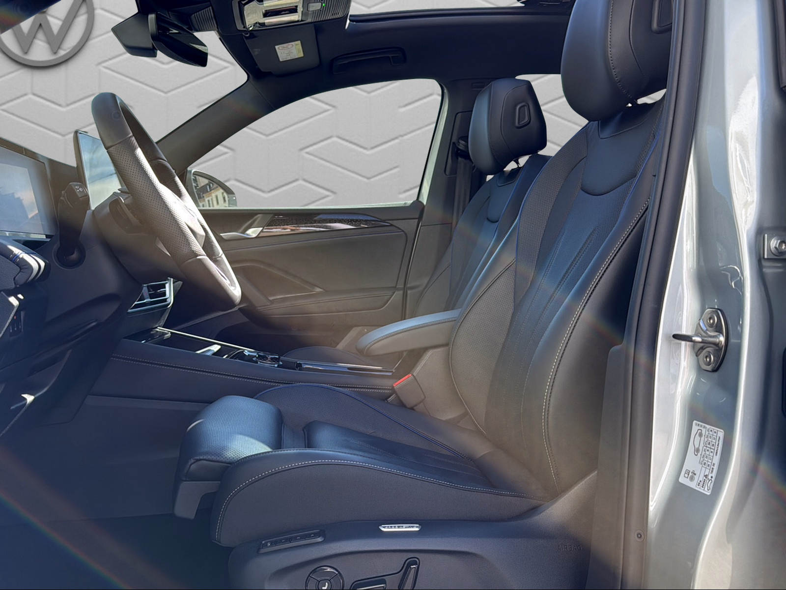 VW Tiguan 2.0 TSI DSG R-Line 4Motion-image-6