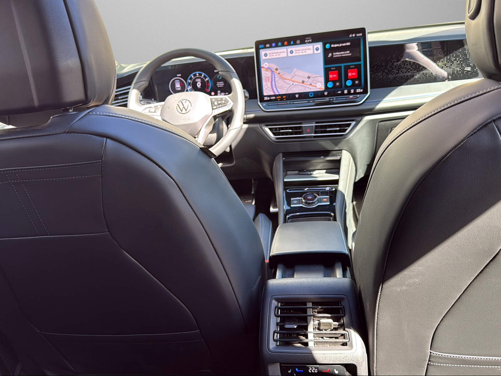 VW Tiguan 2.0 TSI DSG R-Line 4Motion-image-9