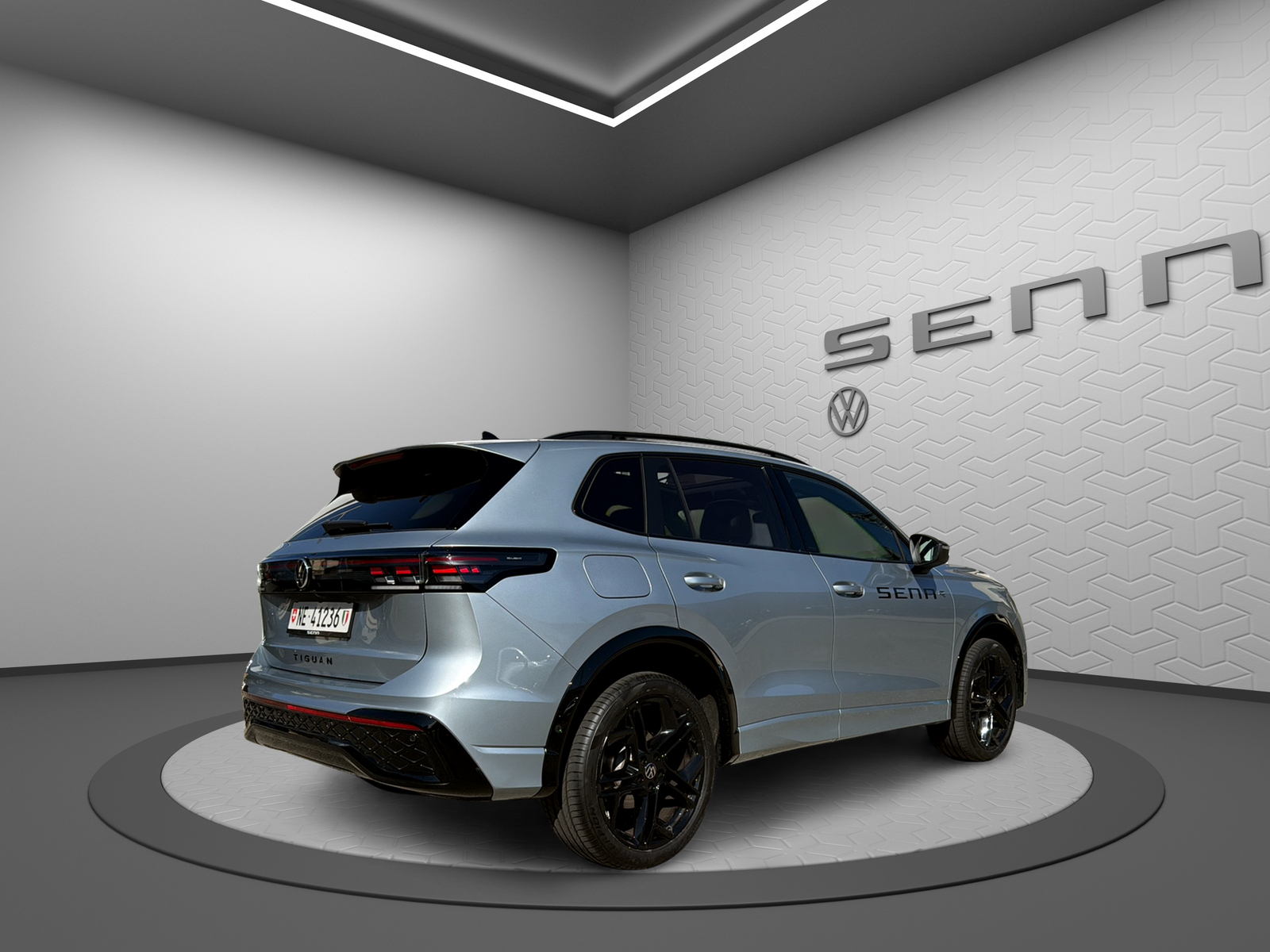 VW Tiguan 2.0 TSI DSG R-Line 4Motion-image-2