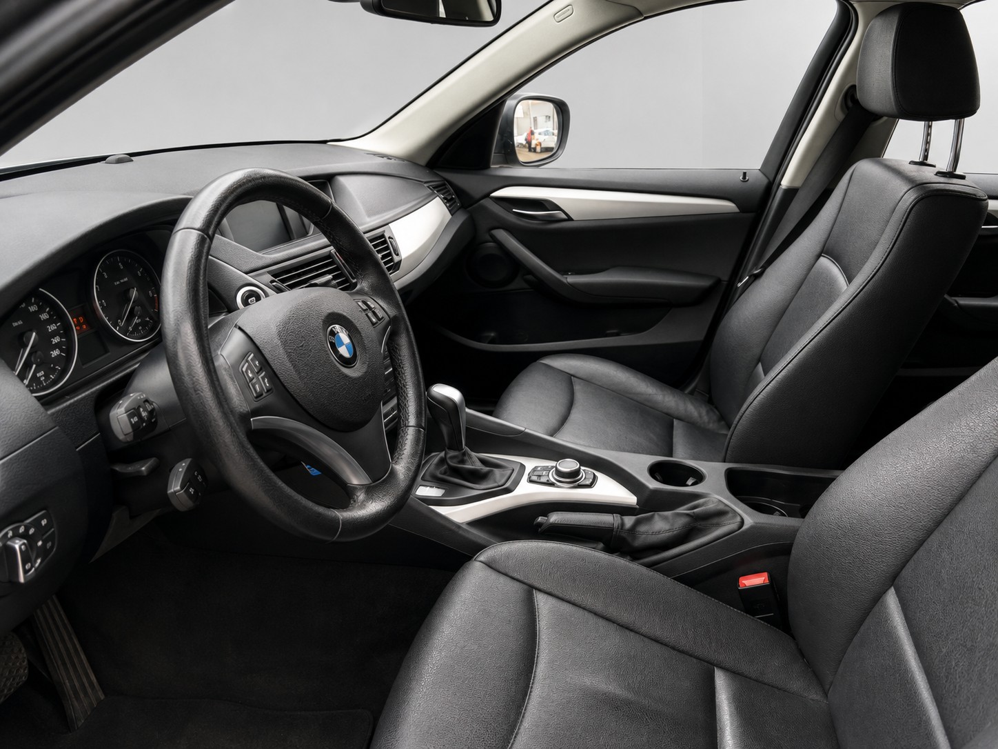 BMW X1 xDrive 20d Steptronic-image-11