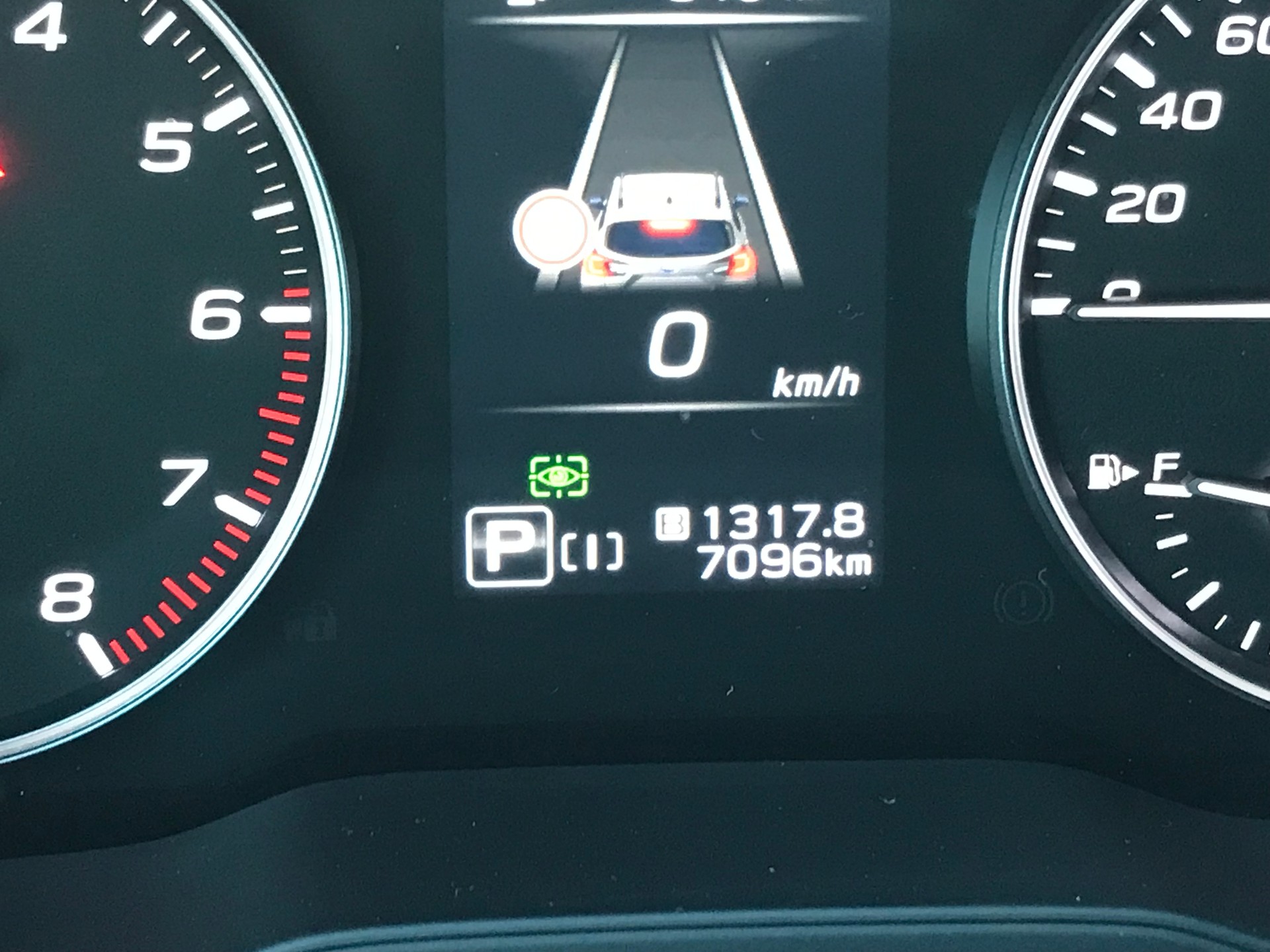 SUBARU Crosstrek 2.0 e-Boxer Swiss Plus AWD Lineartronic-image-11