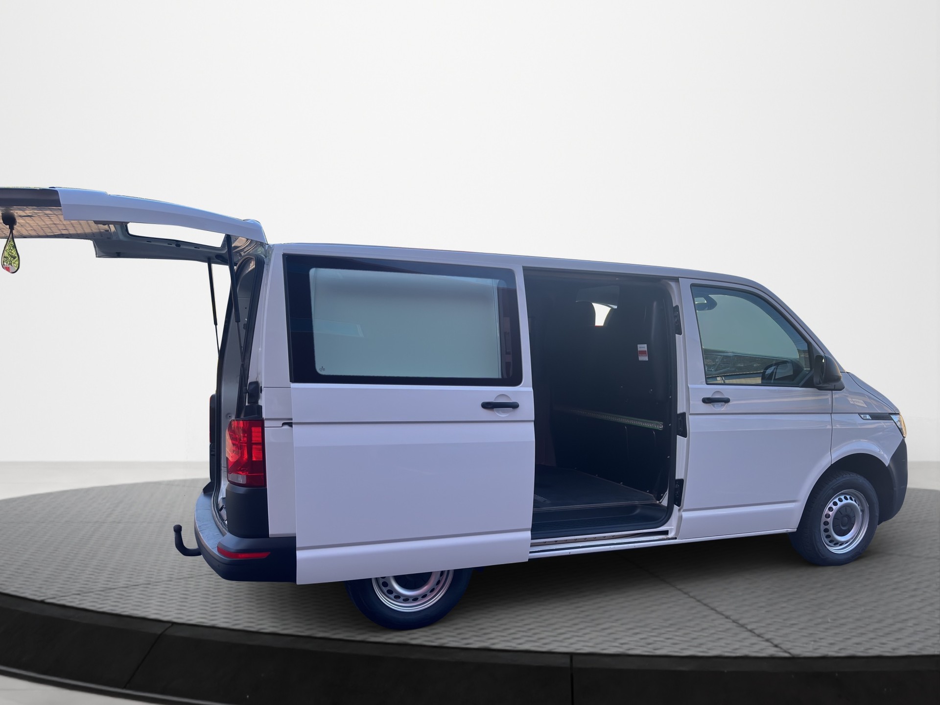 VW T6.1 2.0 TDI 4Motion-image-15