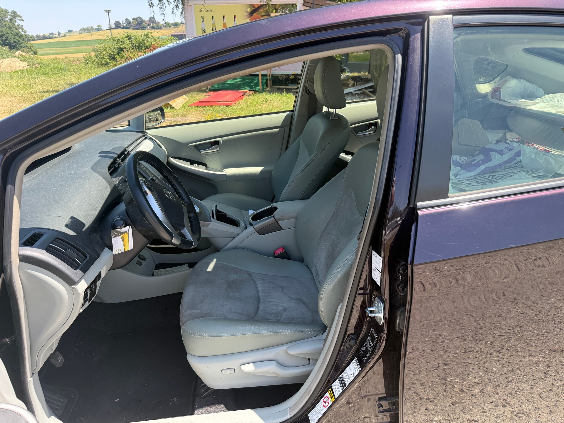 TOYOTA Prius 1.8 16V HSD Luna-image-7