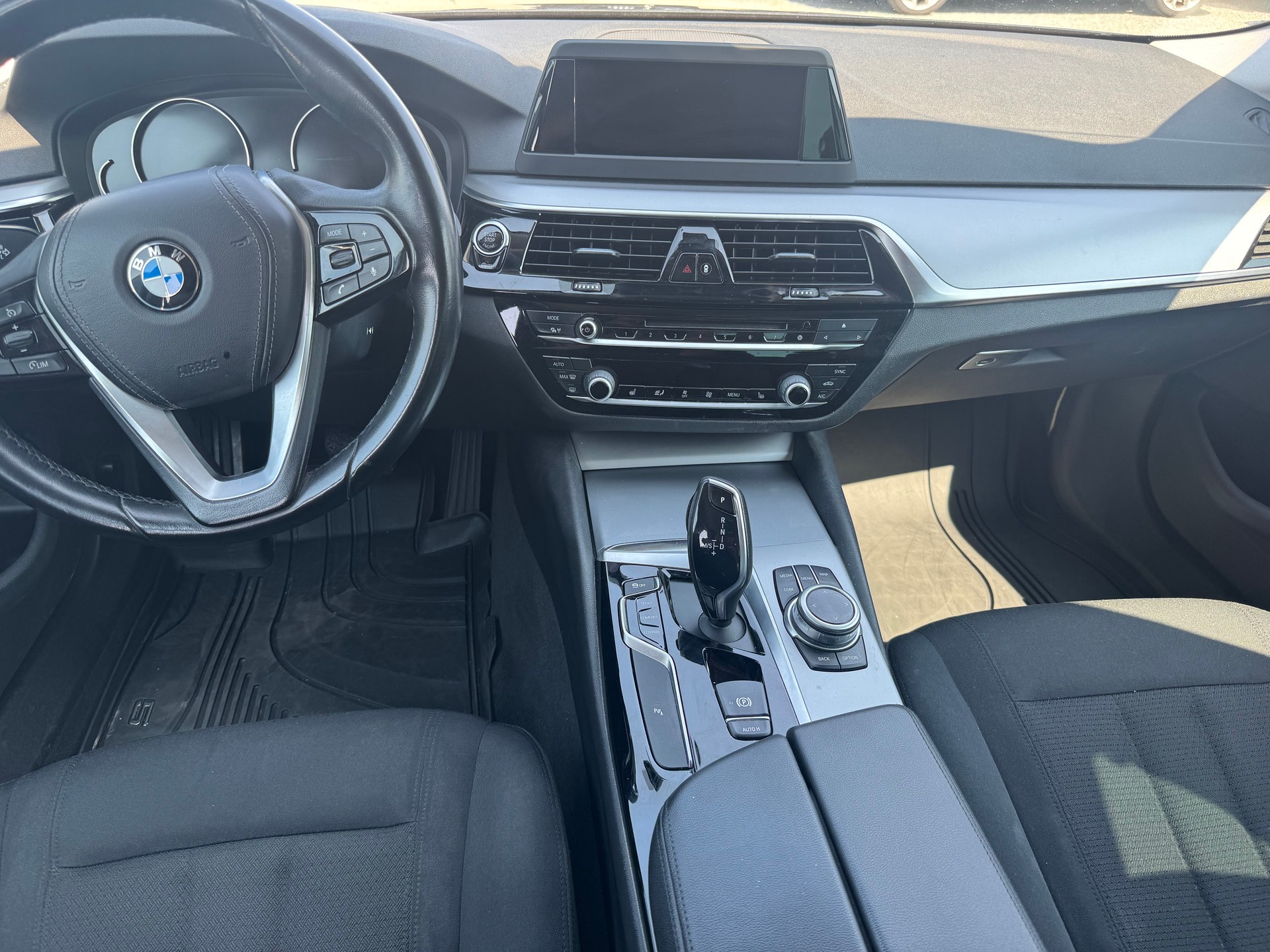 BMW 520d Steptronic-image-6