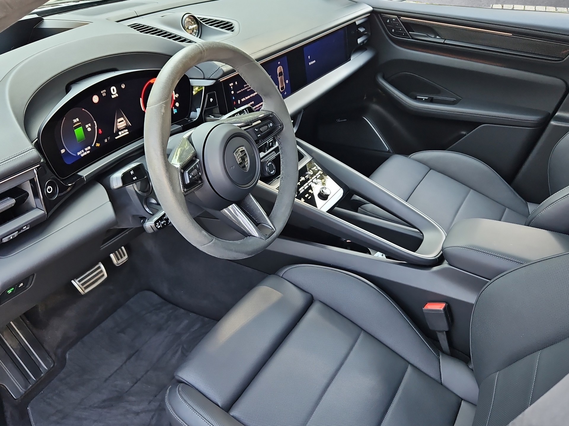 PORSCHE Macan Turbo 100kWh - 518km WLTP-image-9