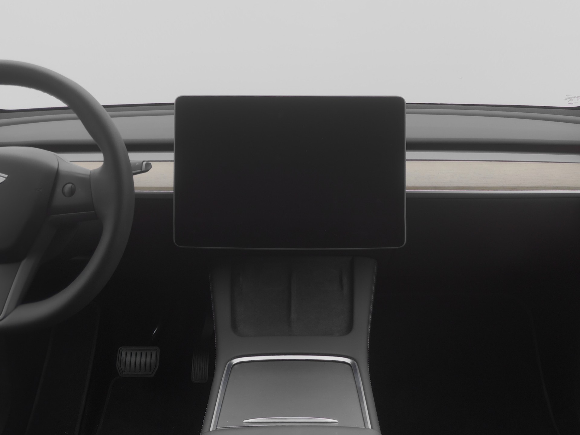 TESLA Model Y Long Range-image-6