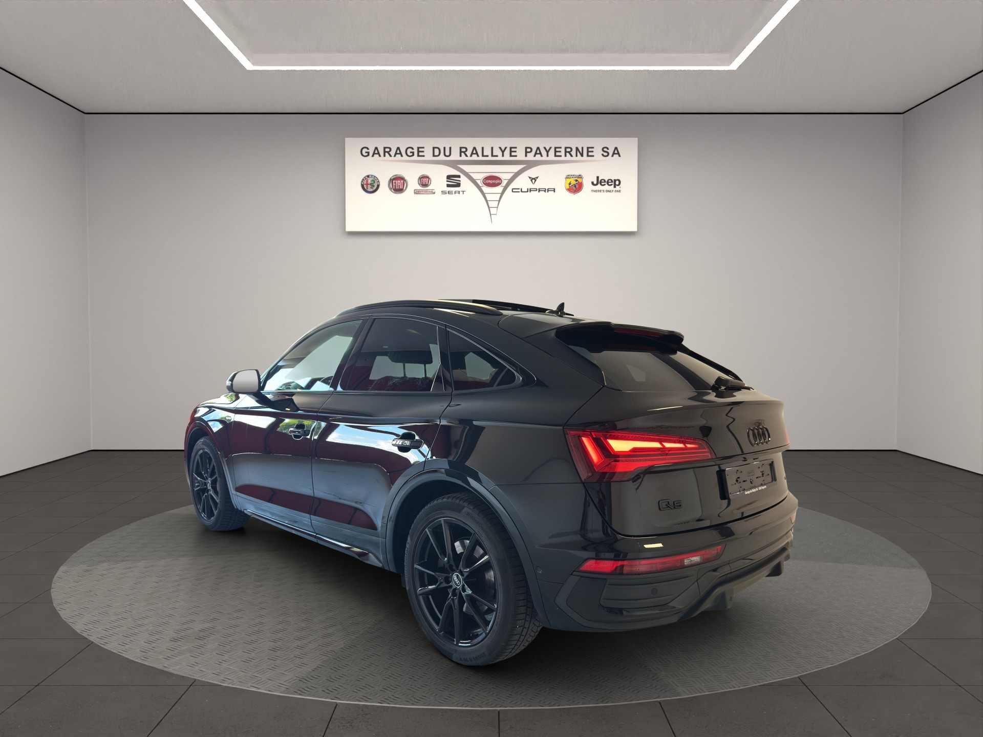AUDI Q5 Sportback 40 TFSI S line quattro S-tronic-showroom-element-2