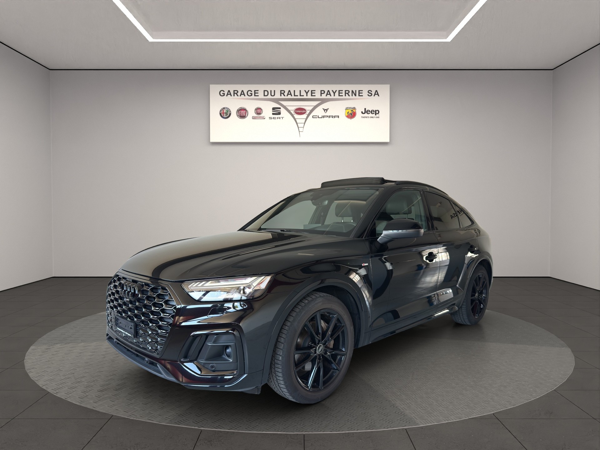 AUDI Q5 Sportback 40 TFSI S line quattro S-tronic-showroom-element-1