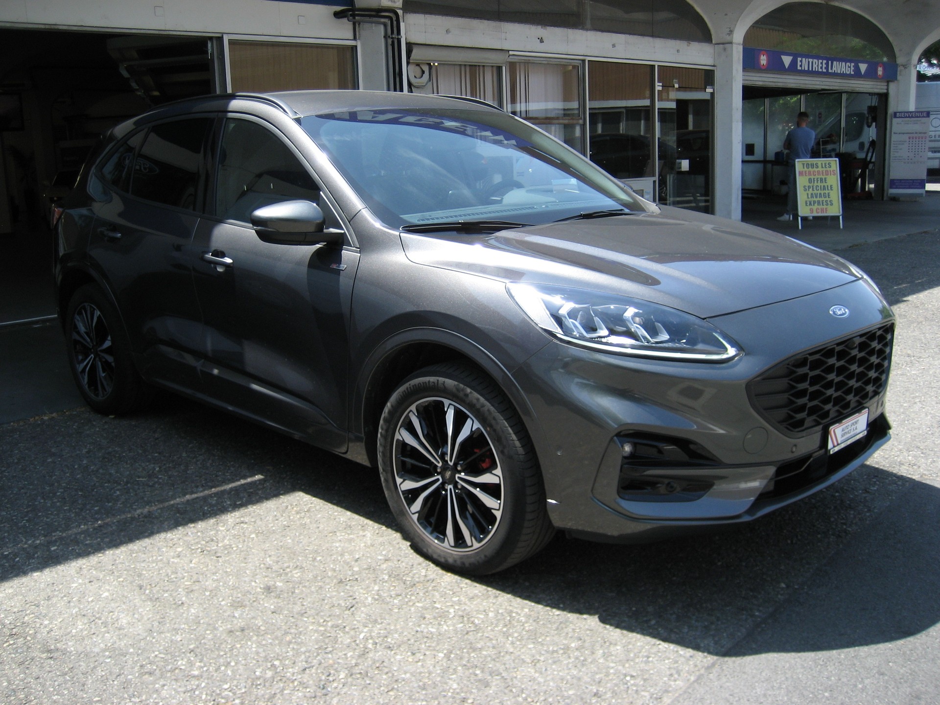 FORD Kuga 2.5 PHEV ST-Line X 2WD-image-4