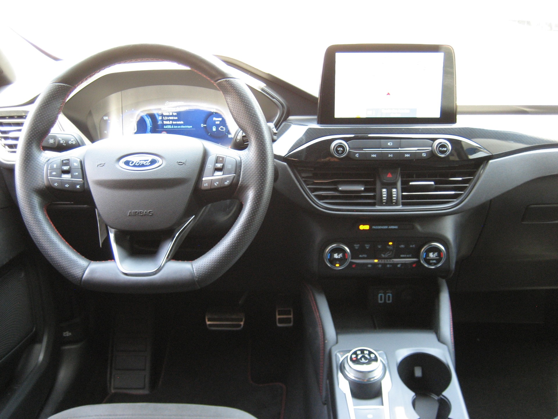FORD Kuga 2.5 PHEV ST-Line X 2WD-image-8