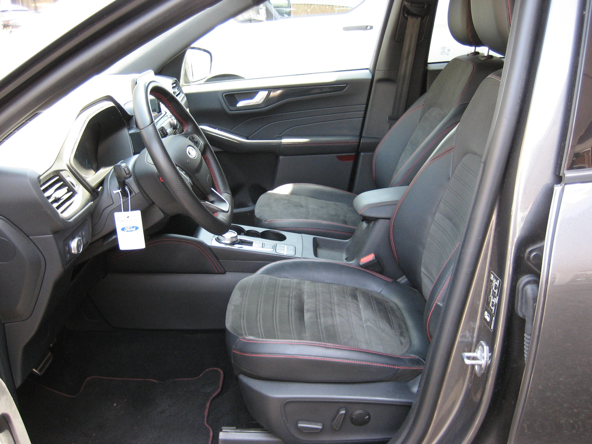 FORD Kuga 2.5 PHEV ST-Line X 2WD-image-5